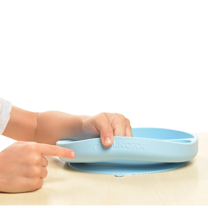 MINIKOIOI ASSIETTE MULTI-COMPARTIMENTS AVEC VENTOUSE EN SILICONE - GRISE  REF : 101050004 - Bio Pour Bébés