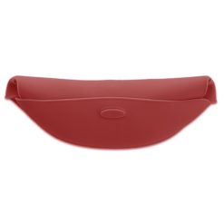 Bavoir avec système d'attache au dos de marque Minikoioi en silicone pour bébés dès 6 mois et toute l’enfance. Souple et facilement transportable, il accompagnera votre bébé durant ses premiers repas et préservera ses habits.